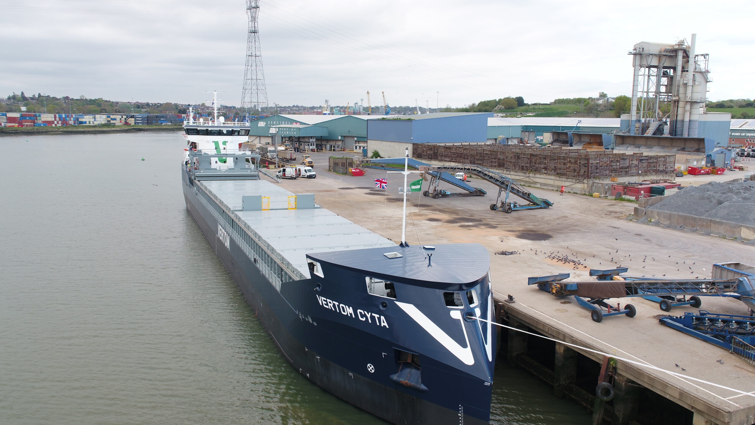 Brand new hybridelectric vessel loads first cargo at ABP’s Port of Ipswich